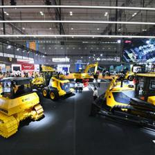 自強不息 止于至善 柳工攜創新產品矩陣閃耀CICEE2021，詮釋工程機械技術研發新高度